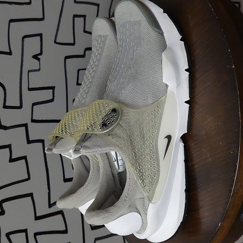 Nike Sock Dart, Grey